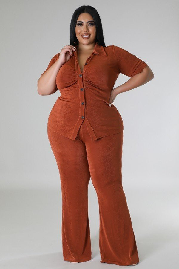 VERNECIA TOP & PANTS SET - PLUS